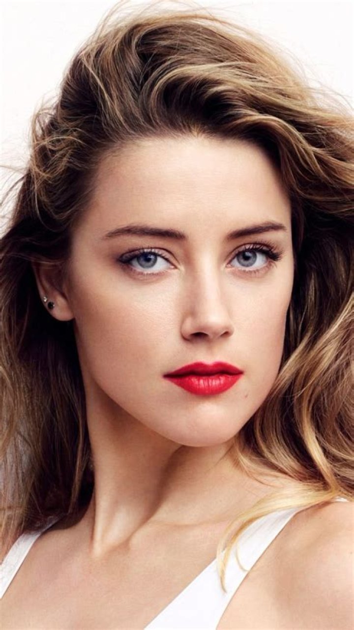 Is Amber Heard removed from L'Oreal? 1 Amber Laura Heard