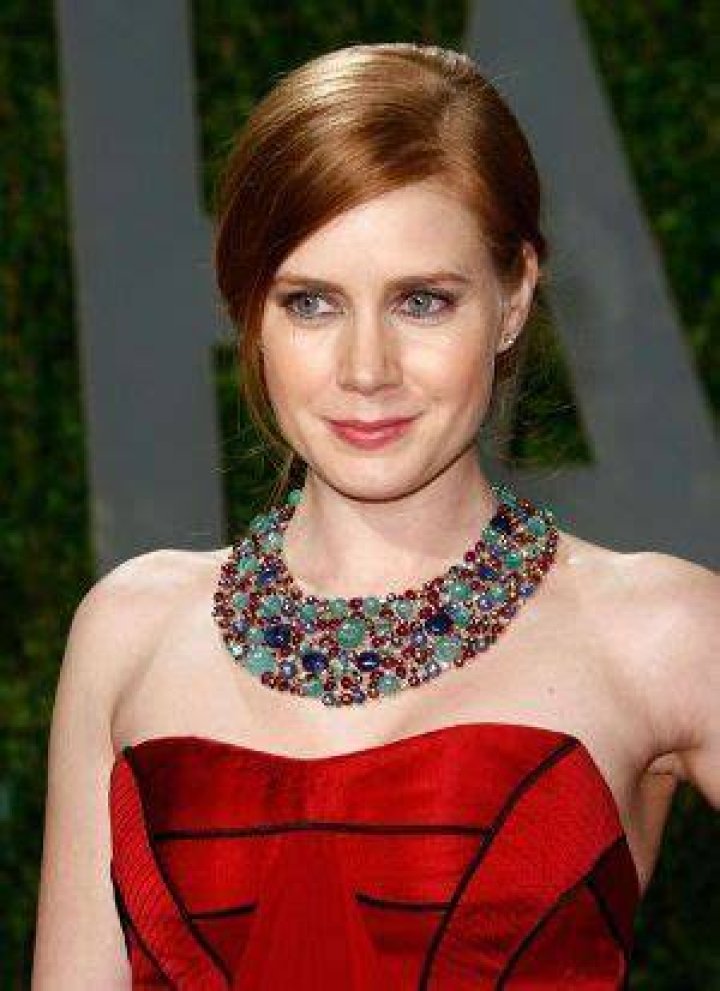 Amy Adams Bra Size, Age, Weight, Height, Measurements