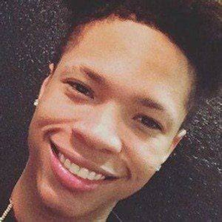 Ayoo Khaos Biography