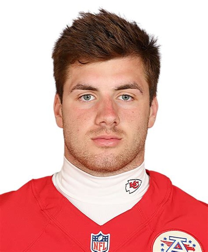 Dustin Crum1