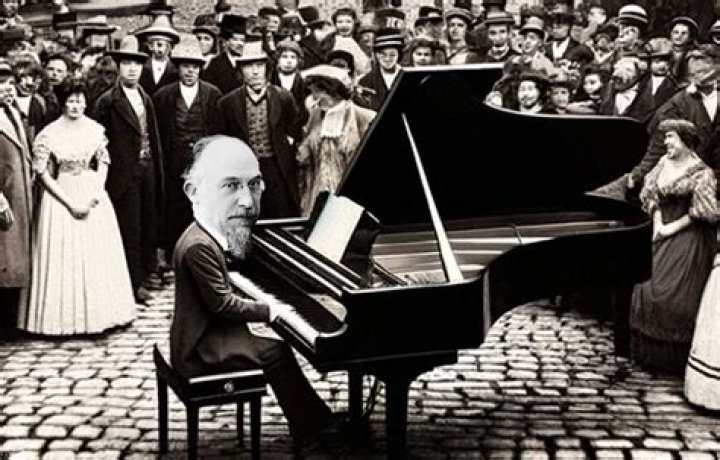 Erik Satie Erik Satie