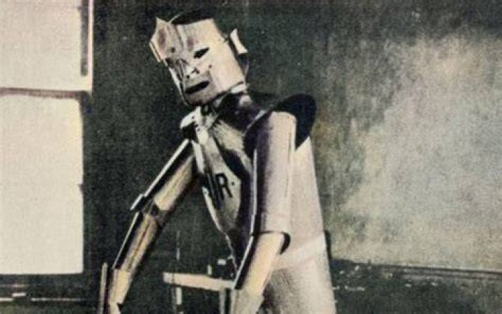 Gurrens robot appears for the first time