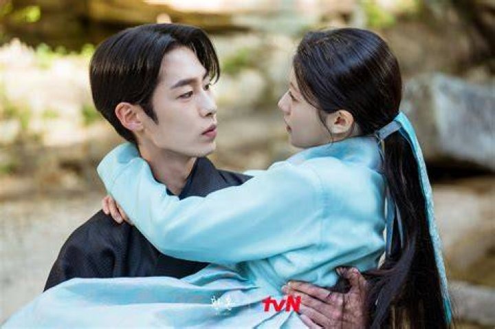 Lee Jae Wook with Jung So min