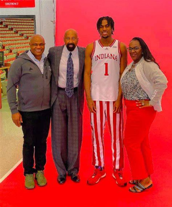 Mackenzie Mgbako parents