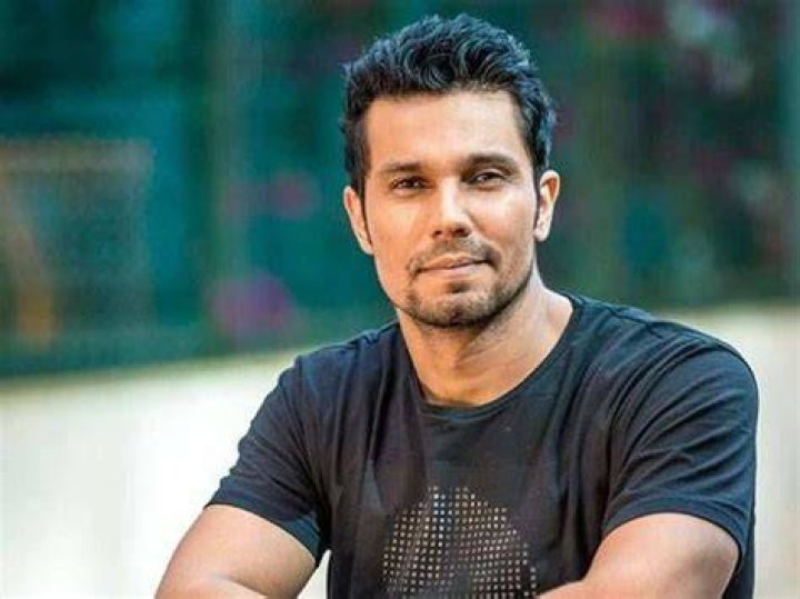 Randeep Hooda Age, Weight, Height, Measurements