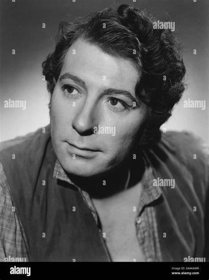 Robert Newton